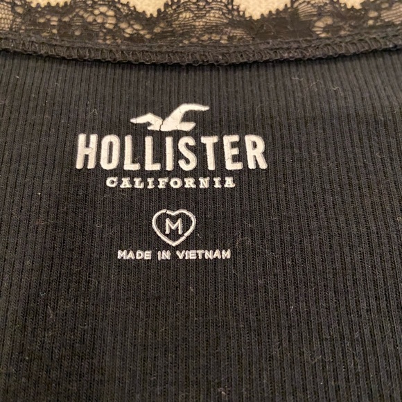 Hollister Lace trim short shirt - Picture 3 of 3